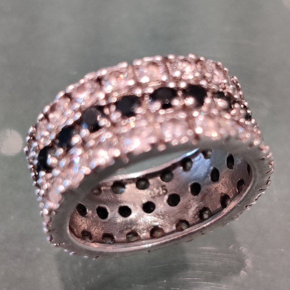 Three Row Sterling Silver Band Ring 💍 White and Black Spinel Stones - Picture 9 of 16